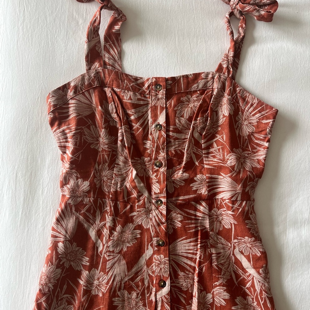 C&C California Linen Blend Ellis Dress - Picture 4 of 9